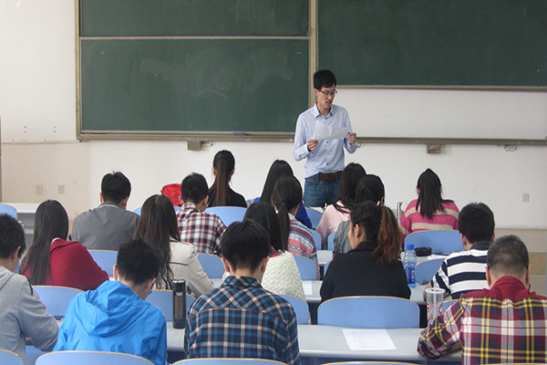 姜飞会议讲话（摄影：纪娜）